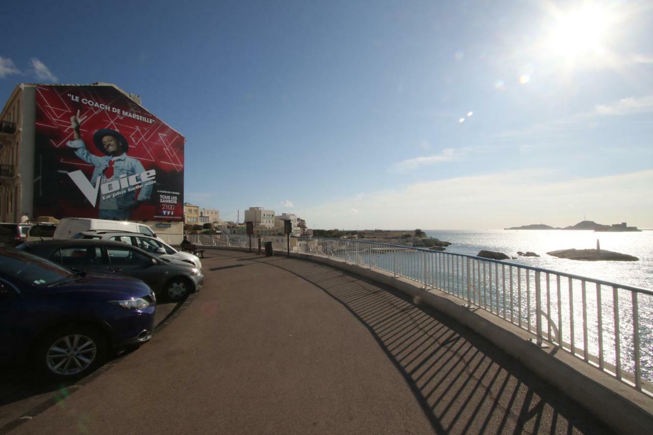 Stud Terras Ville Corniche 2 Pers Stat Gratuit Rue Modif Suivt Possib Et Accord Exclusif Marsella Exterior foto